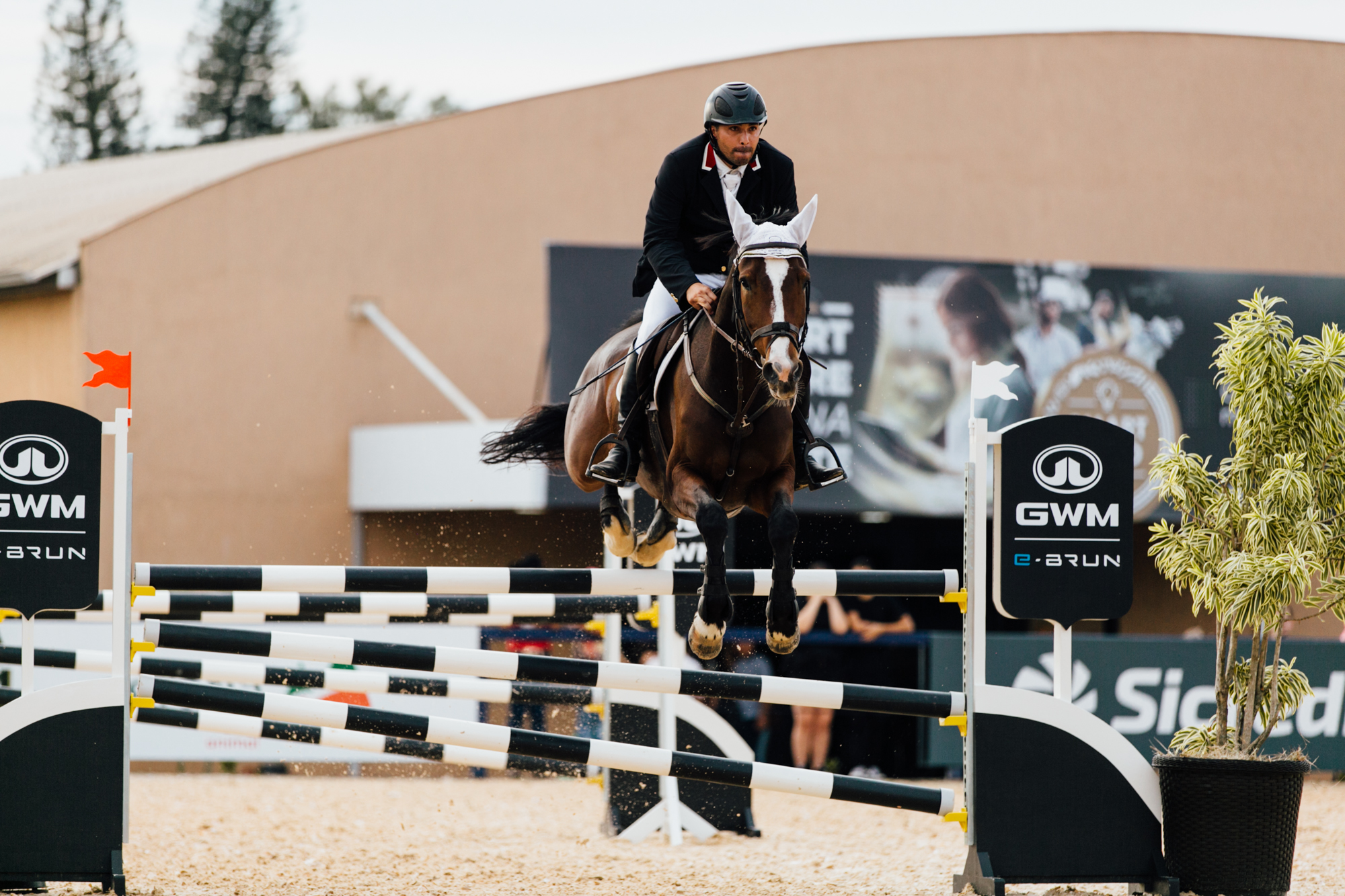 Franco vence a categoria principal das provas de salto na ExpoLondrina