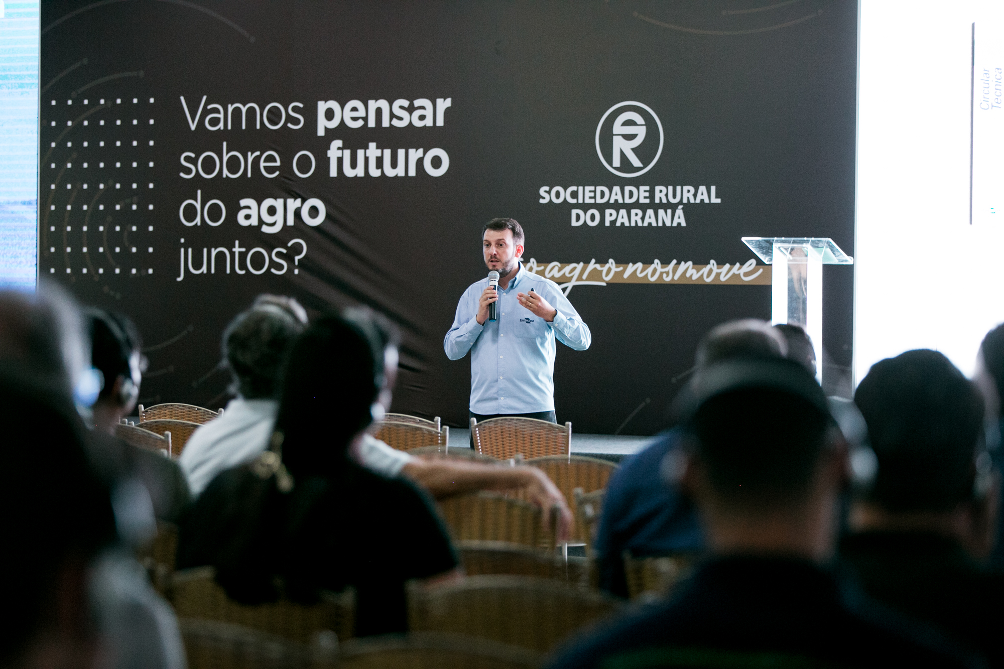 Painel da Embrapa debate produção sustentável da soja e até o uso de IA no controle de pragas na ExpoLondrina